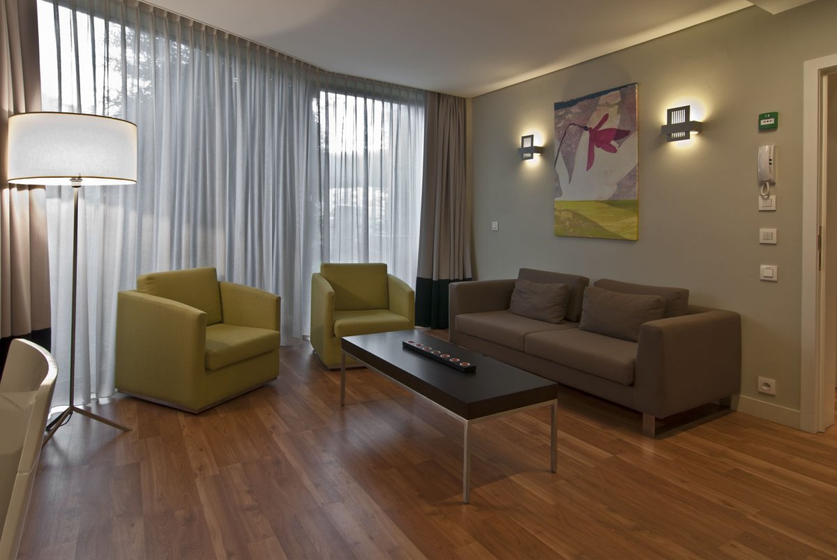 B-aparthotel Montgomery,
